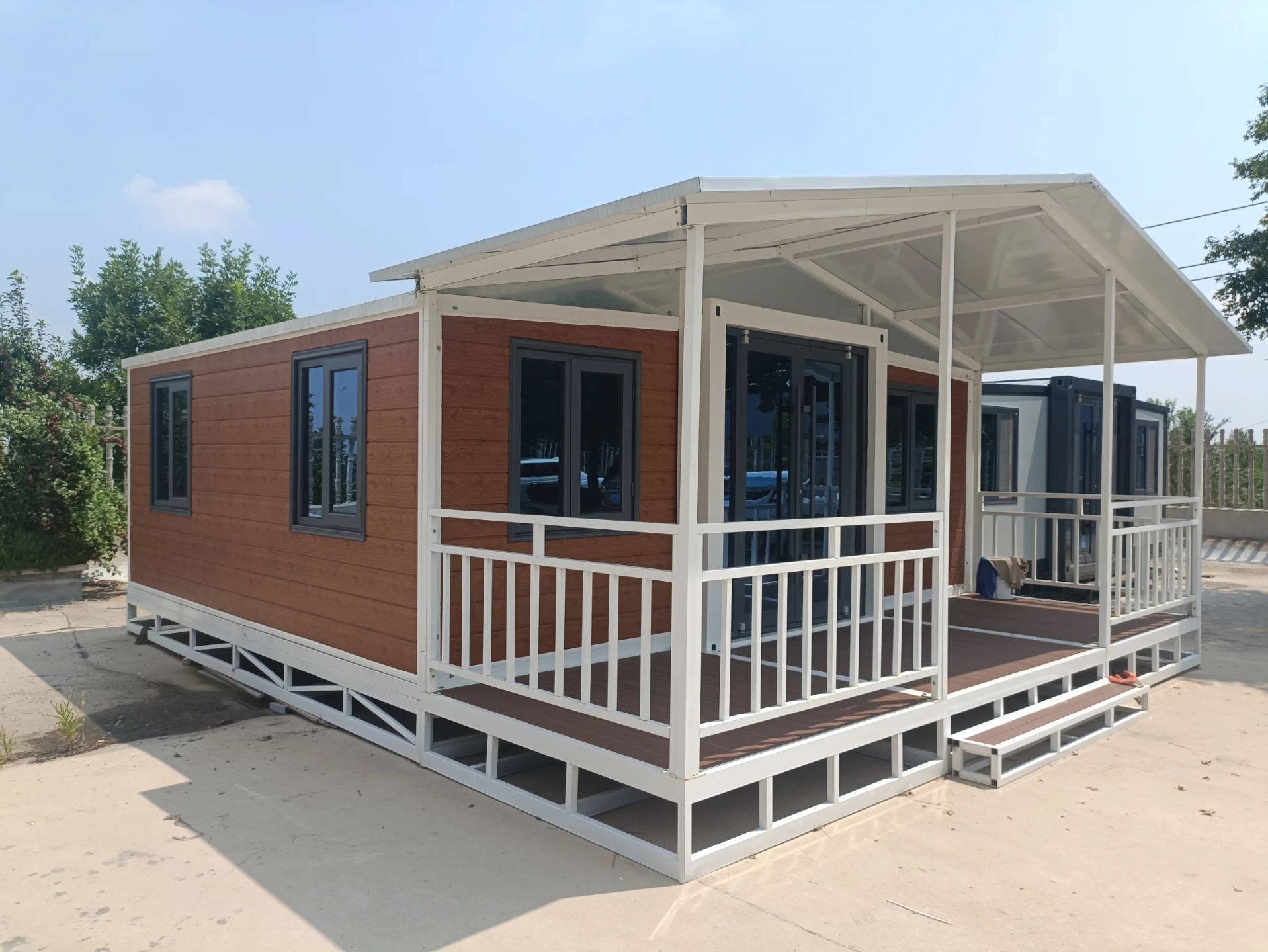 Expandable modular house opened at a display site